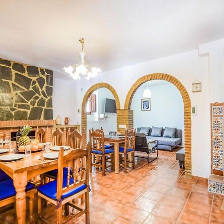 Amazing Home In Ronda With House A Panoramic View المظهر الخارجي الصورة